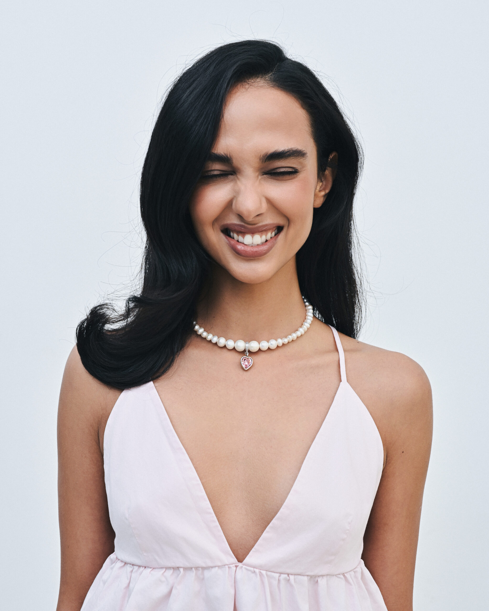 PEARLS CHOKER WITH PINK HEART SILVER