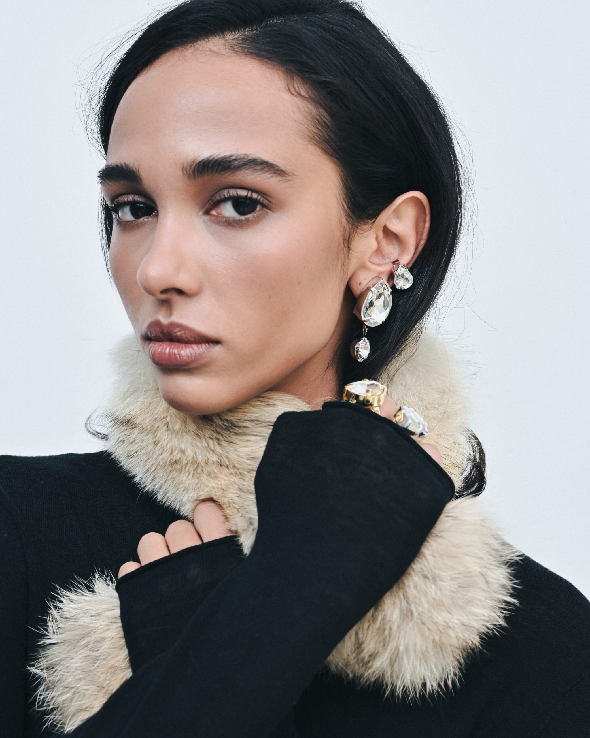 “RADIANCE” CLIP EARRINGS SILVER