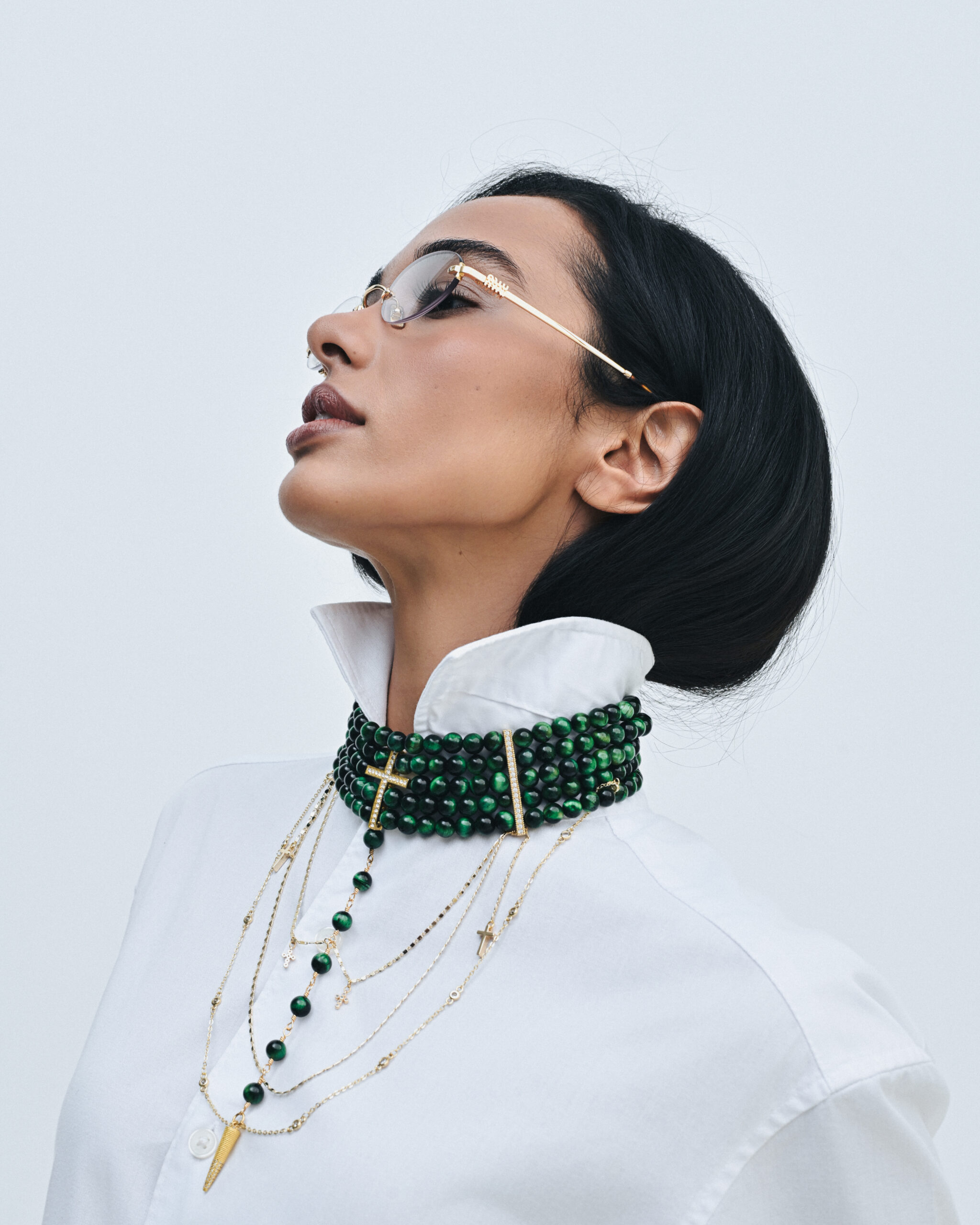 “INNOCENT” NECKLACE DARK GREEN WITH GOLDEN