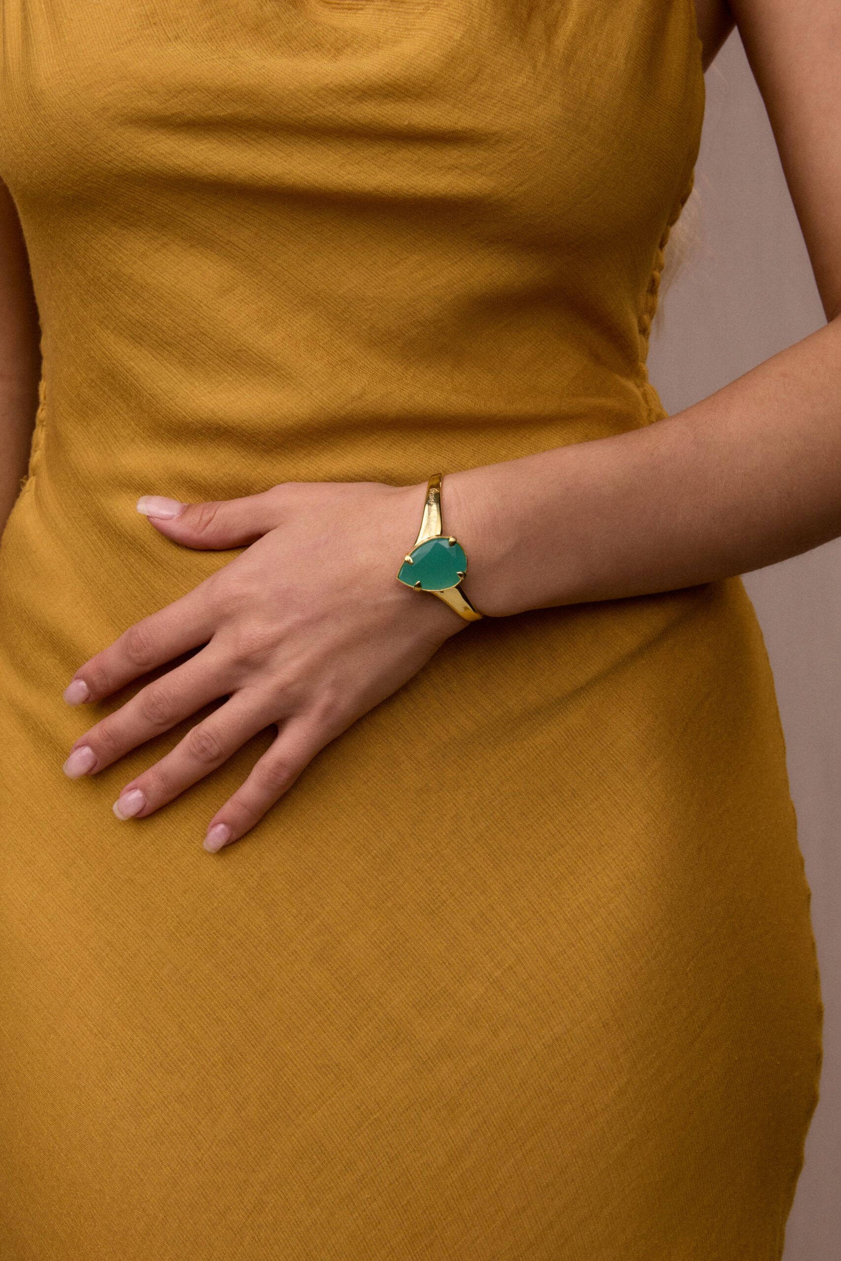 “RADIANCE” BRACELET AZURE BLUE GOLDEN