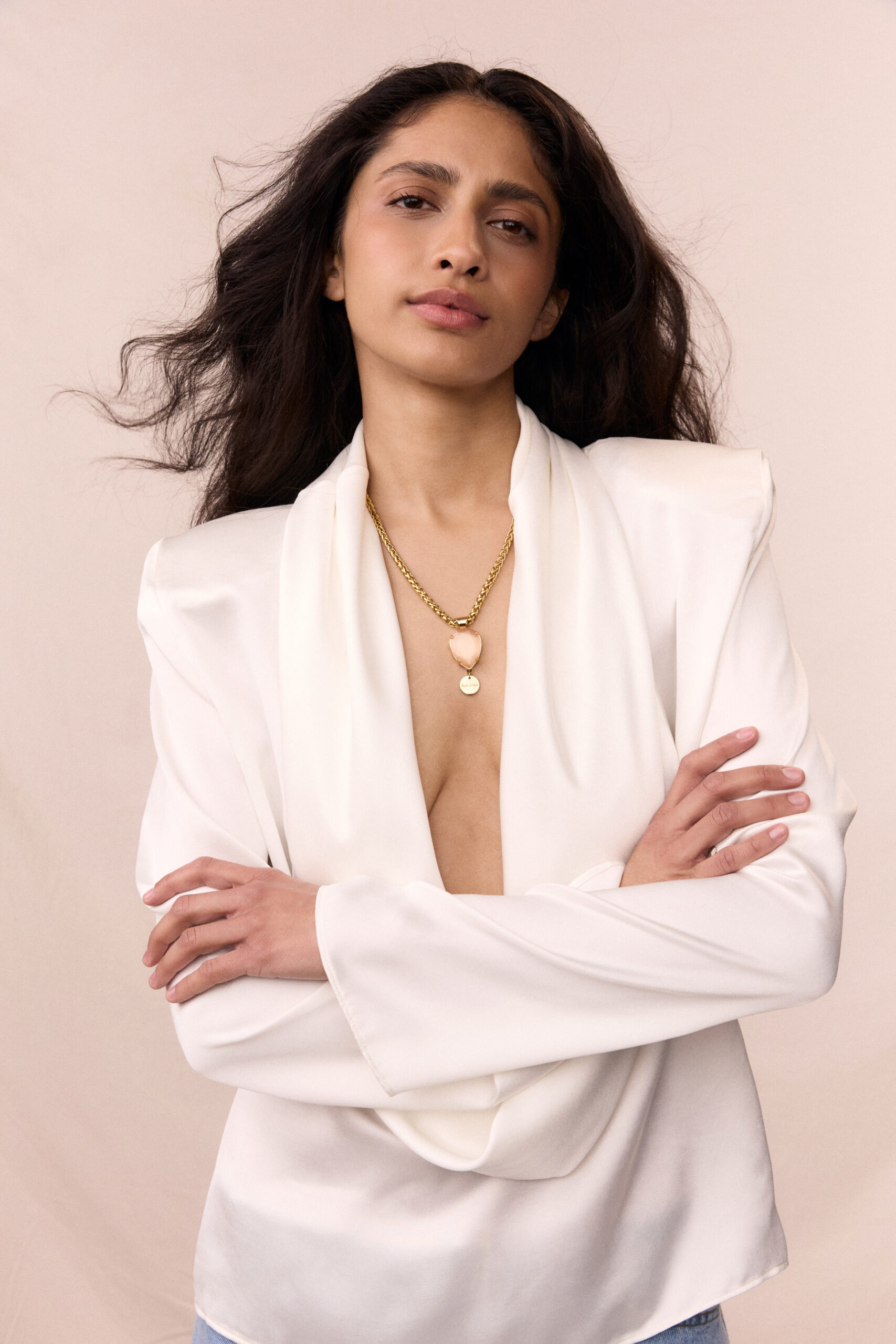 “RADIANCE” NECKLACE PEACH GOLDEN