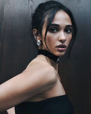 "EWER" EARRINGS SILVER