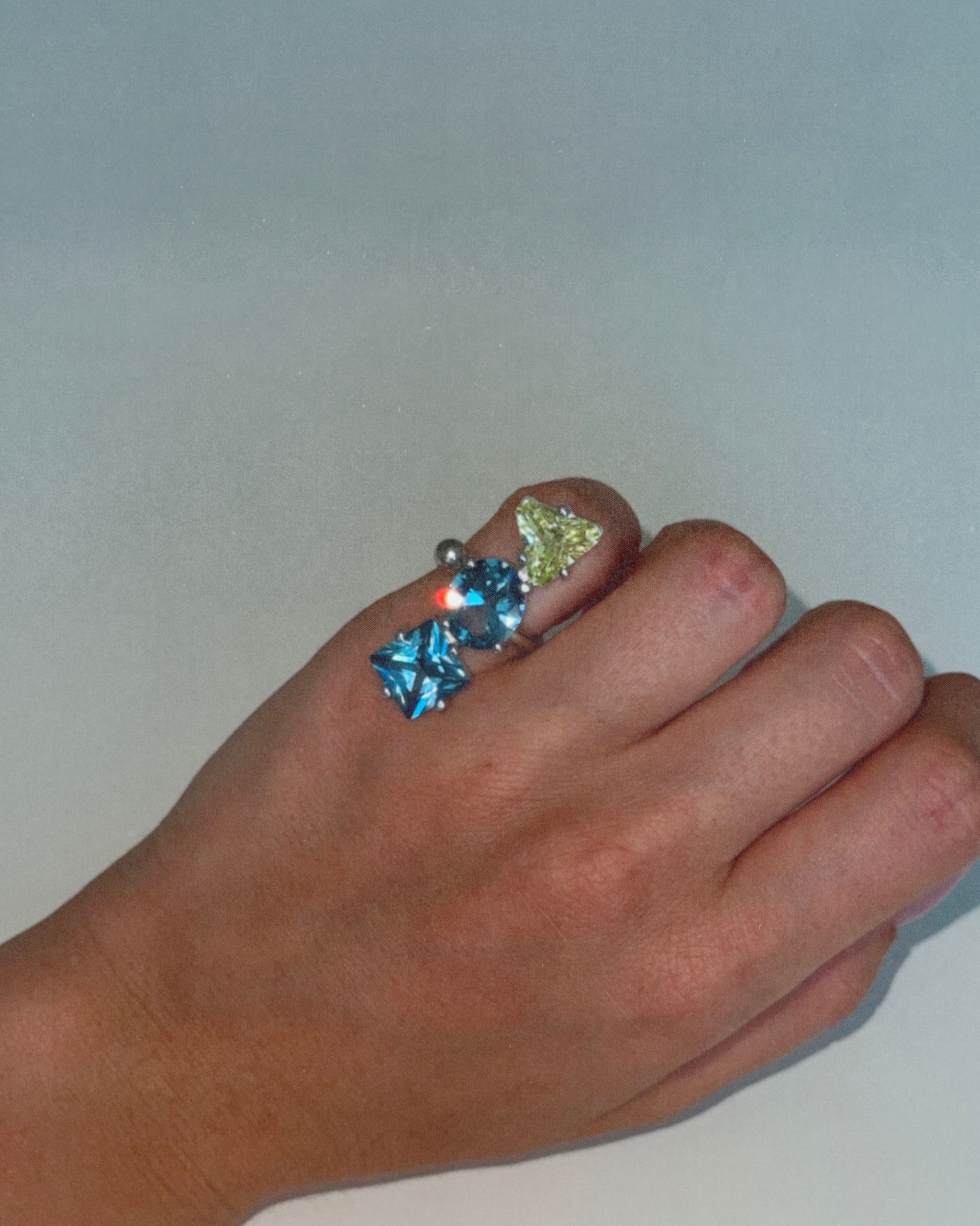 “TRILOGY MIDNIGHT” RING SILVER
