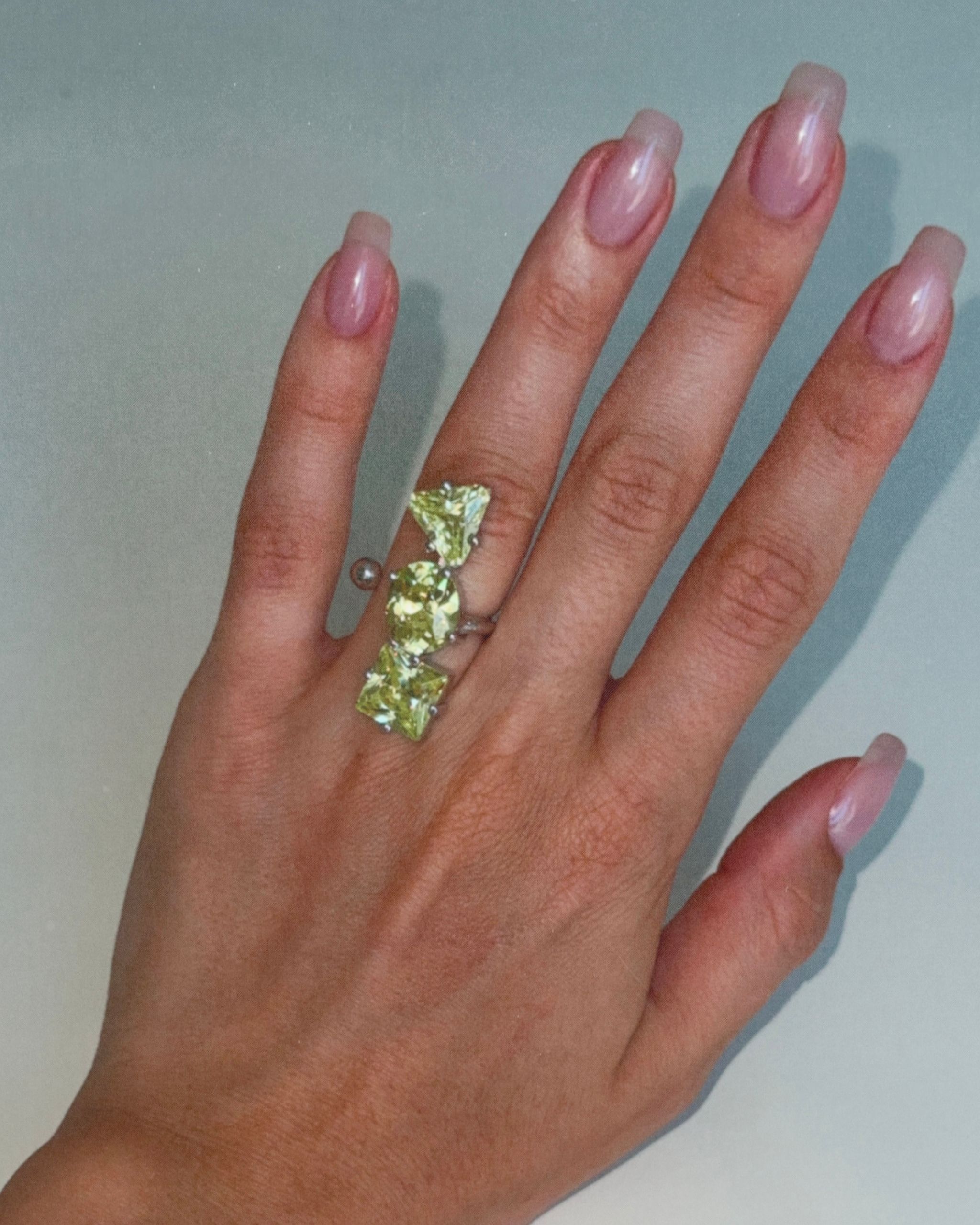 “TRILOGY LIME” RING SILVER